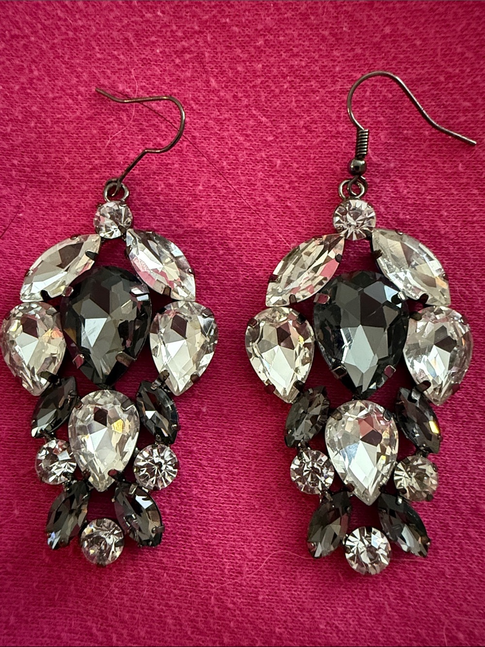 Elegant Black and Clear Crystal Chandelier Dangle Earrings - Fashion Jewelry